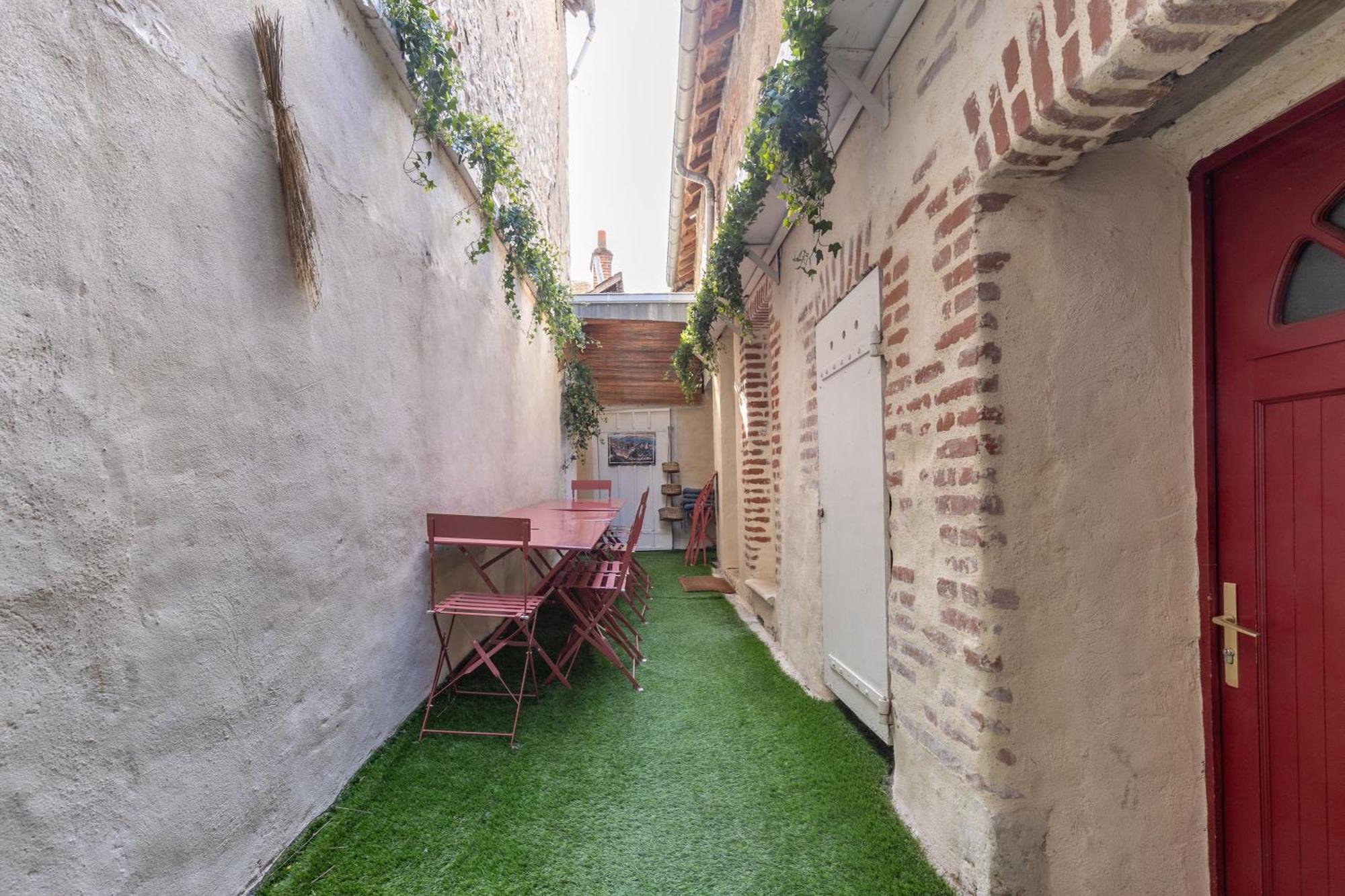 La Chambree Des Chalands Blois Exterior photo
